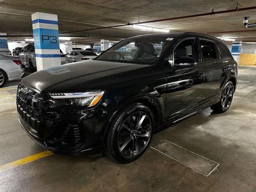 2025 Audi Q7 55 Prestige