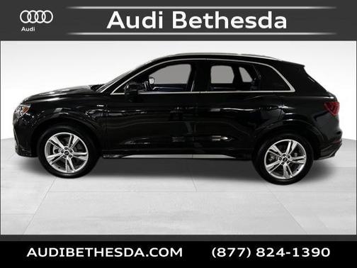 2024 Audi Q3 Premium 45 TFSI S line quattro Tiptronic