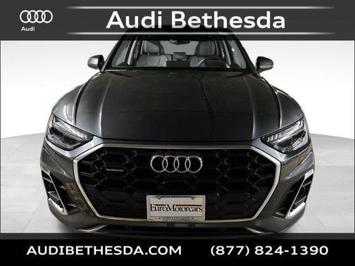 2023 Audi Q5 45 S line Prestige