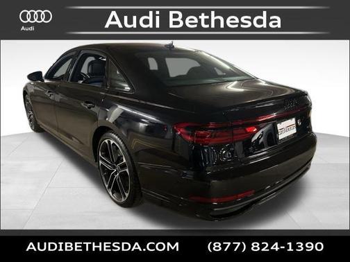 2025 Audi A8 L 55 TFSI quattro Tiptronic