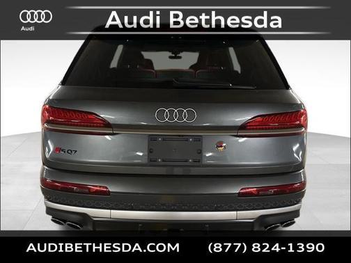 2025 Audi SQ7 4.0T Premium Plus