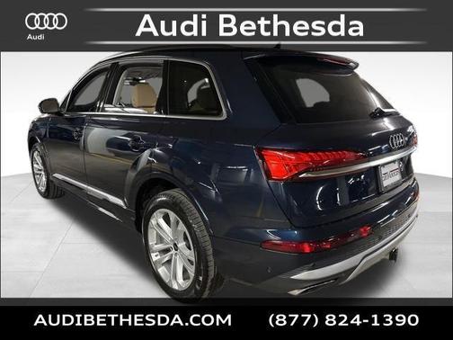 2026 Audi Q7 45 Premium Plus