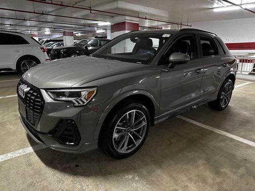 2024 Audi Q3 Premium 45 TFSI S line quattro Tiptronic