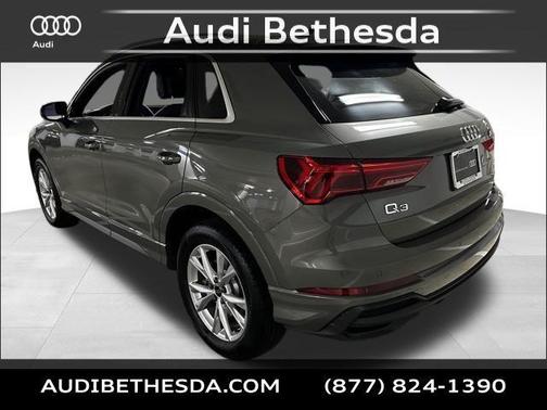 2024 Audi Q3 45 S line Premium Plus
