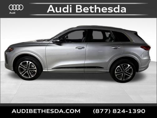 Florett Silver Metallic 2026 Audi Q5 Premium TFSI quattro S tronic