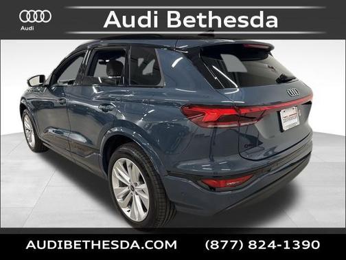 2025 Audi Q6 e-tron Premium Plus
