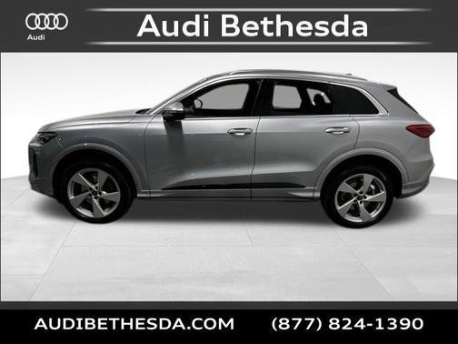 Silver Metallic 2025 Audi Q5 Premium Plus TFSI quattro S tronic