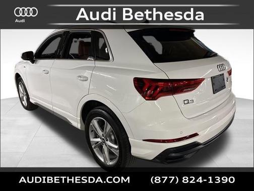 2021 Audi Q3 45 S line Premium