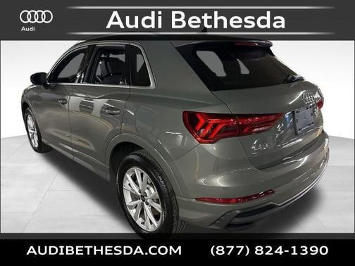 2025 Audi Q3 Premium 45 TFSI S line quattro Tiptronic