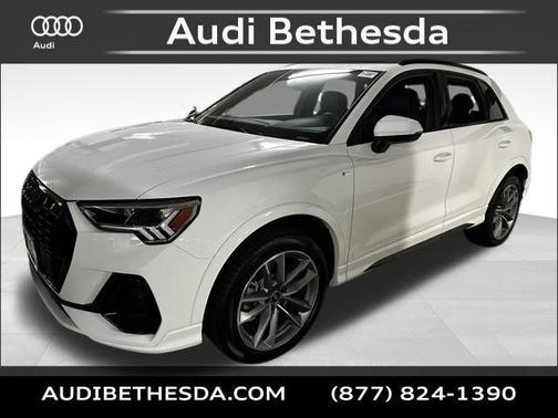 2025 Audi Q3 Premium 45 TFSI S line quattro Tiptronic