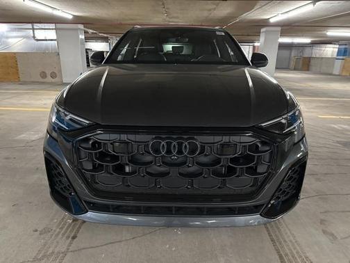 2025 Audi Q8 55 Premium Plus