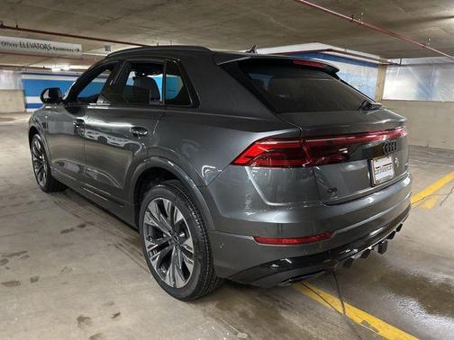 2025 Audi Q8 55 Premium Plus