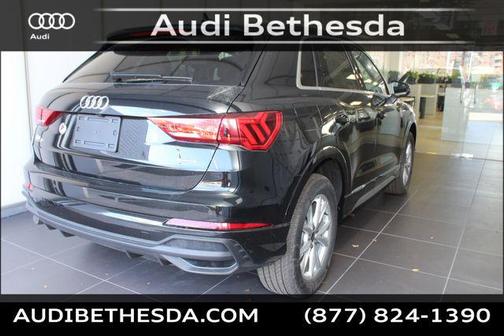 2025 Audi Q3 Premium 45 TFSI S line quattro Tiptronic