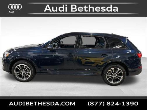 2025 Audi Q7 45 Premium Plus