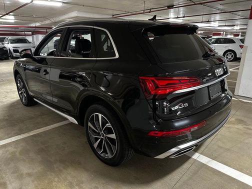2024 Audi Q5 45 S line Premium