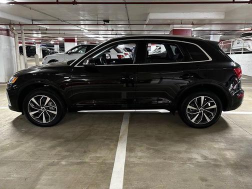 2024 Audi Q5 45 S line Premium