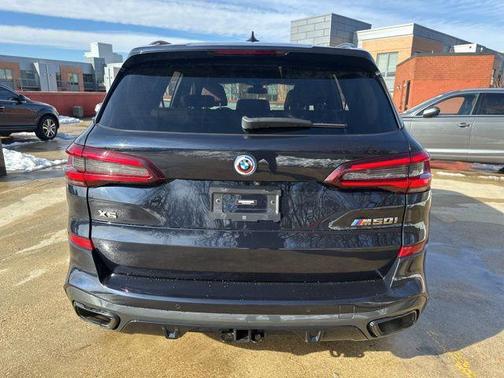 2023 BMW X5 M50i
