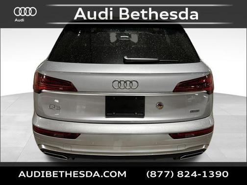2024 Audi Q5 45 S line Premium