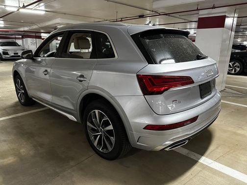 2024 Audi Q5 45 S line Premium