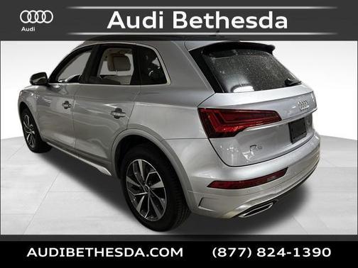2024 Audi Q5 45 S line Premium