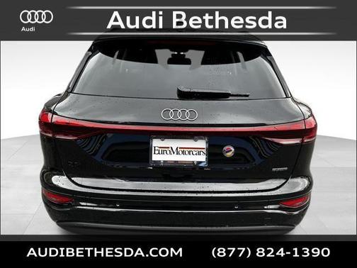 2025 Audi Q6 e-tron Prestige quattro