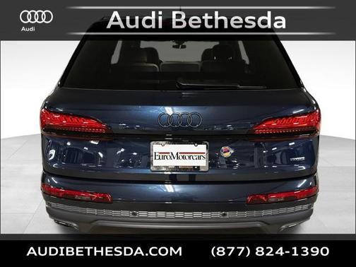 2025 Audi Q7 45 Premium Plus