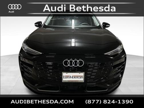 2025 Audi Q6 e-tron Premium Plus quattro