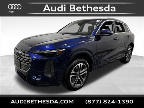 Navarra Blue Metallic 2025 Audi Q5 Premium TFSI quattro S tronic