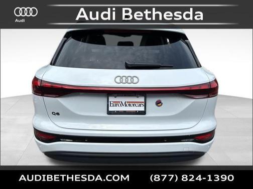 2025 Audi Q6 e-tron Premium Plus quattro