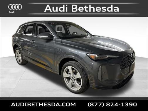 Tambora Gray Metallic 2026 Audi Q5 Premium Plus TFSI quattro S tronic