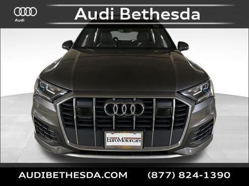 2021 Audi Q7 45 Premium Plus