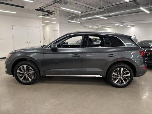 2025 Audi Q5 45 S line Premium