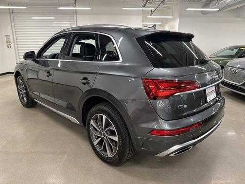 2025 Audi Q5 45 S line Premium
