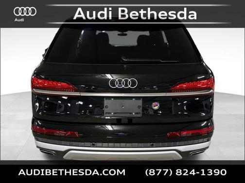 2025 Audi Q7 45 Premium