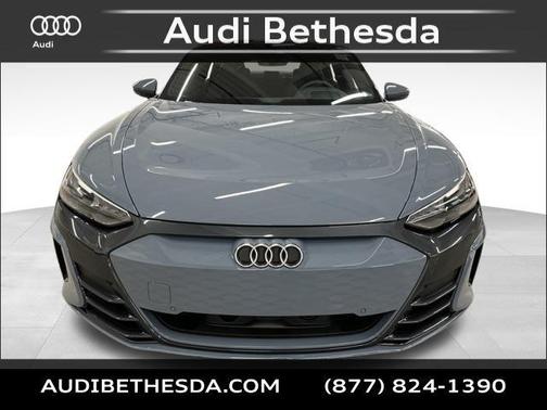 Kemora Gray Metallic 2023 Audi e-tron GT Premium Plus quattro