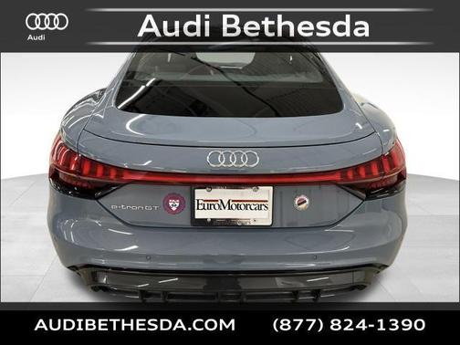 Kemora Gray Metallic 2023 Audi e-tron GT Premium Plus quattro