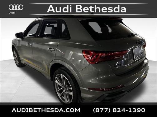 2025 Audi Q3 Premium 45 TFSI S line quattro Tiptronic