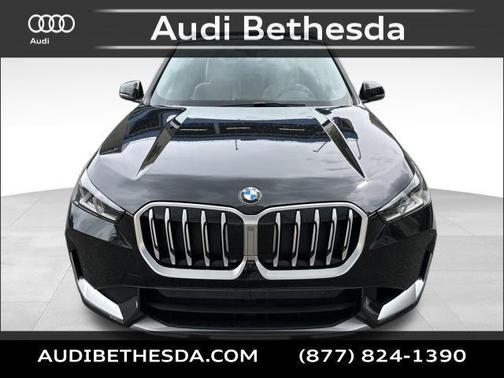 Black Sapphire Metallic 2025 BMW X1 xDrive28i
