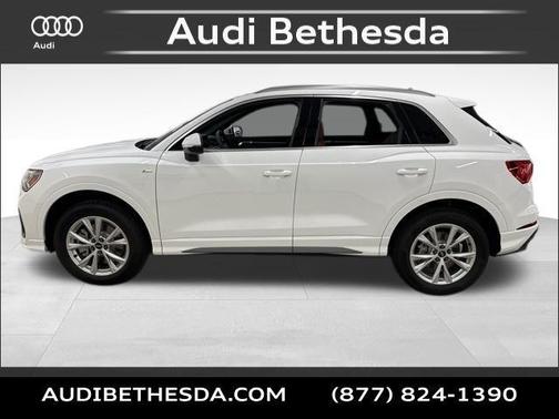 2025 Audi Q3 Premium 45 TFSI S line quattro Tiptronic