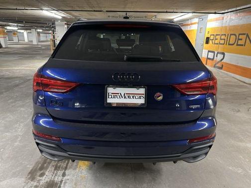 2025 Audi Q3 Premium 45 TFSI S line quattro Tiptronic