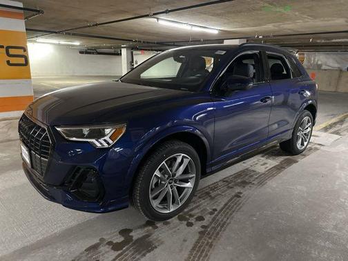 2025 Audi Q3 Premium 45 TFSI S line quattro Tiptronic