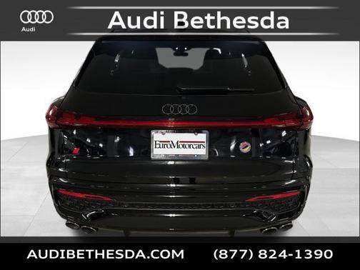 2025 Audi SQ5 3.0T Prestige
