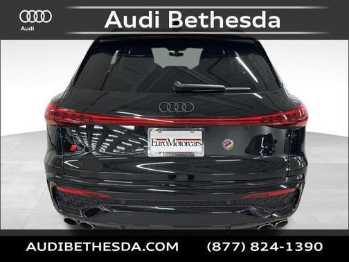 Mythos Black Metallic 2026 Audi SQ5 3.0T Premium Plus