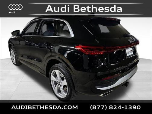2025 Audi Q5 Premium Plus TFSI quattro S tronic
