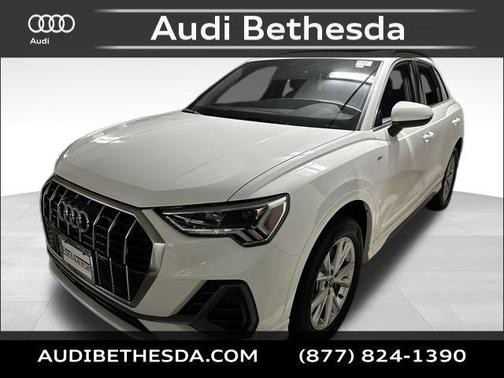 2025 Audi Q3 Premium 45 TFSI S line quattro Tiptronic