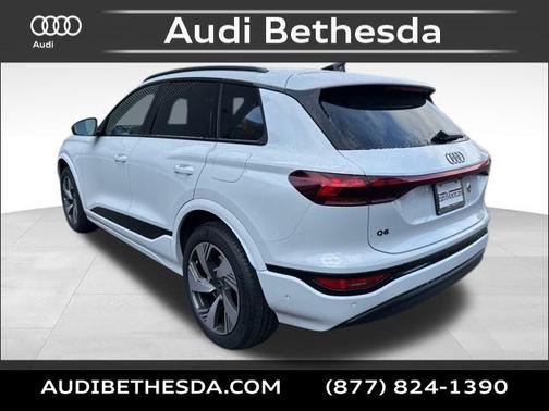 2025 Audi Q6 e-tron Premium Plus quattro