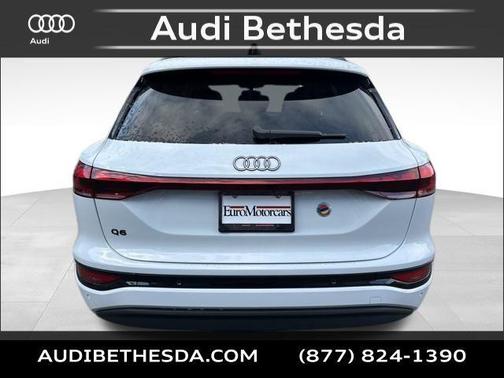 2025 Audi Q6 e-tron Premium Plus quattro