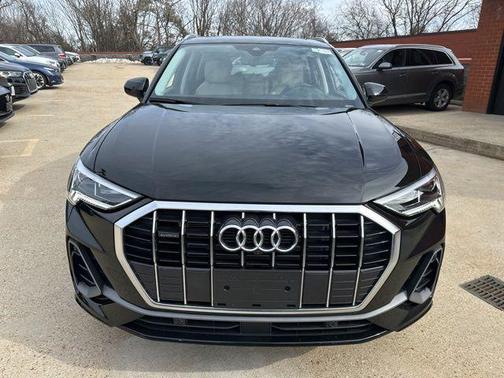 2024 Audi Q3 45 S line Premium Plus