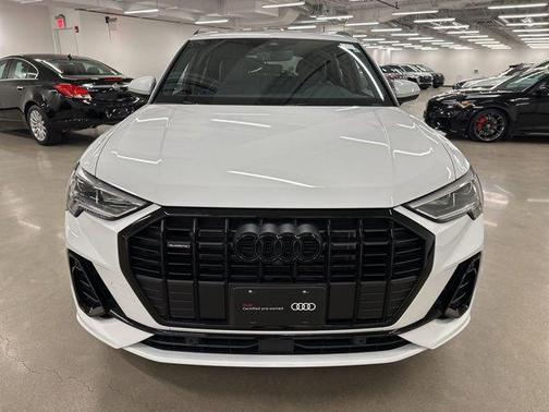 2024 Audi Q3 45 S line Premium Plus