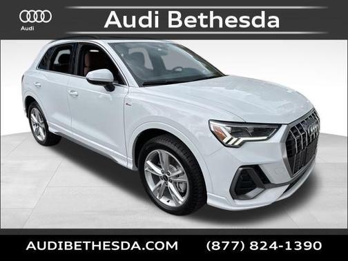 2024 Audi Q3 45 S line Premium Plus